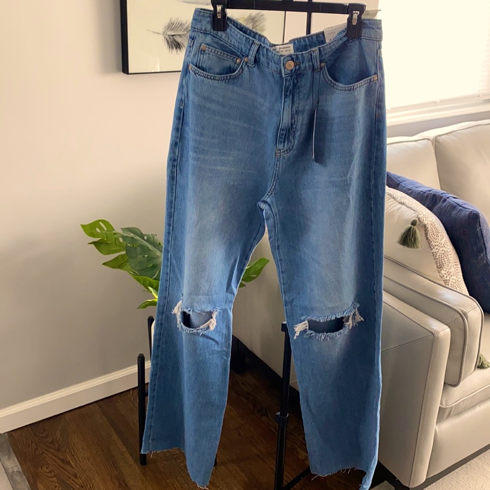 Wide leg 90’s long straight fit jeans